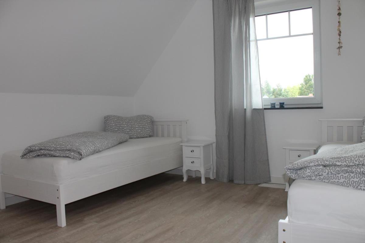 Ferienhaus Svea In Born Ngoại thất bức ảnh